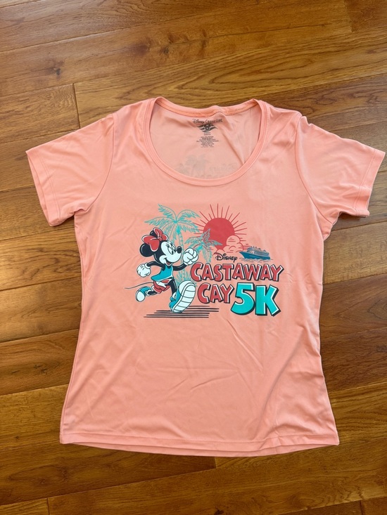 Disney runDisney Women’s Athletic Fit T-Shirts Size M - Picture 13 of 13